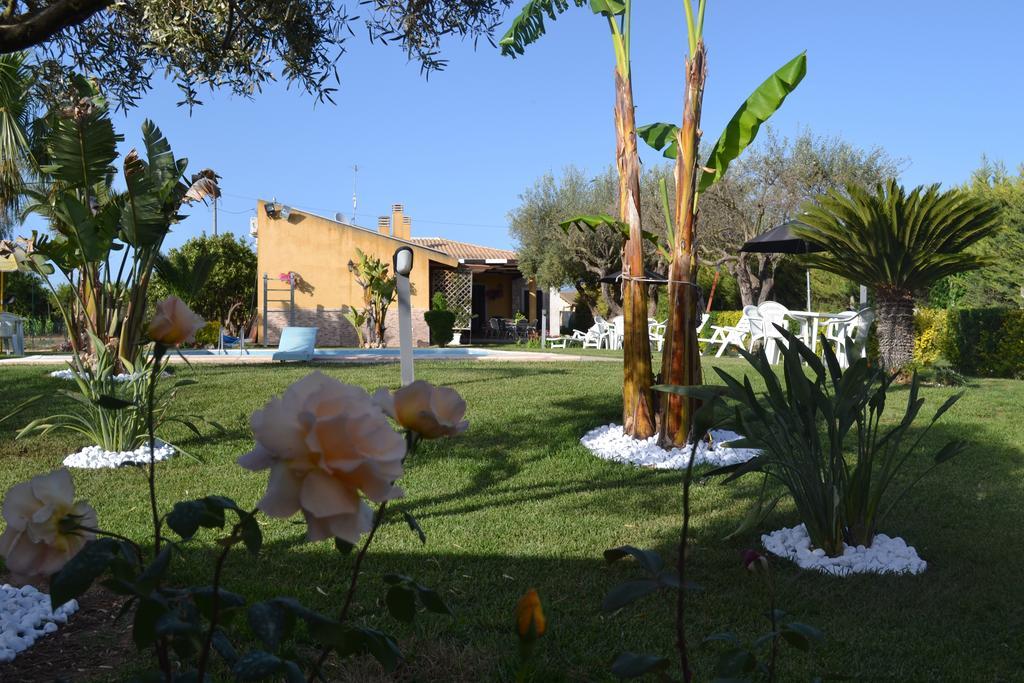 Villa Adriana B&B Comiso Exterior foto