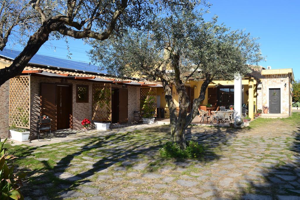 Villa Adriana B&B Comiso Exterior foto